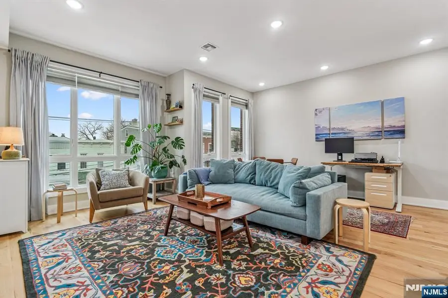 598 Bramhall Avenue 2, Jersey City, NJ 07304 - Image #2