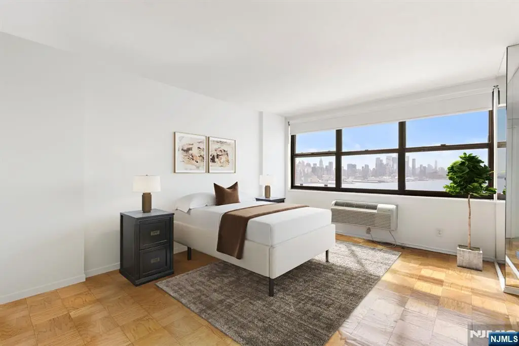 7002 Boulevard East 32F, Guttenberg, NJ 07093 - Image #1