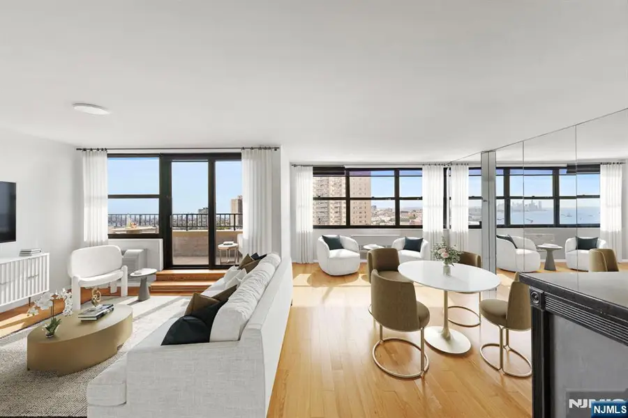 7002 Boulevard East 32F, Guttenberg, NJ 07093 - Image #3