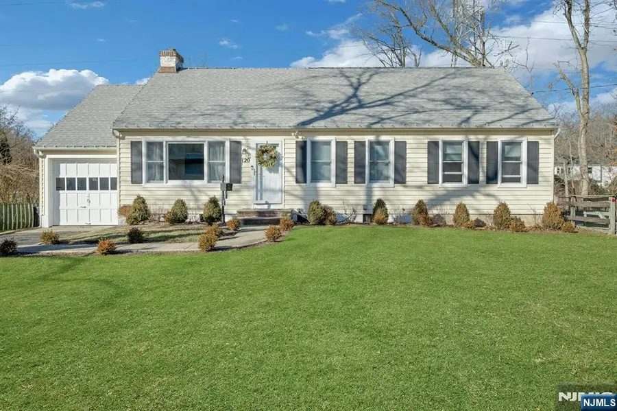 120 Meadowbrook Road, Livingston, NJ 07039 - Image #2