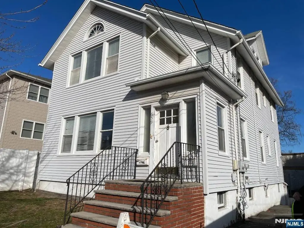 659 Valley Brook Avenue, Lyndhurst, NJ 07071 - Image #1