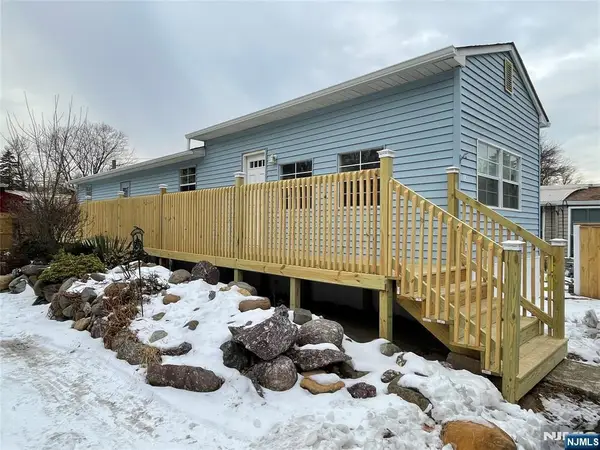 18 5th Street, Wayne, NJ 07470