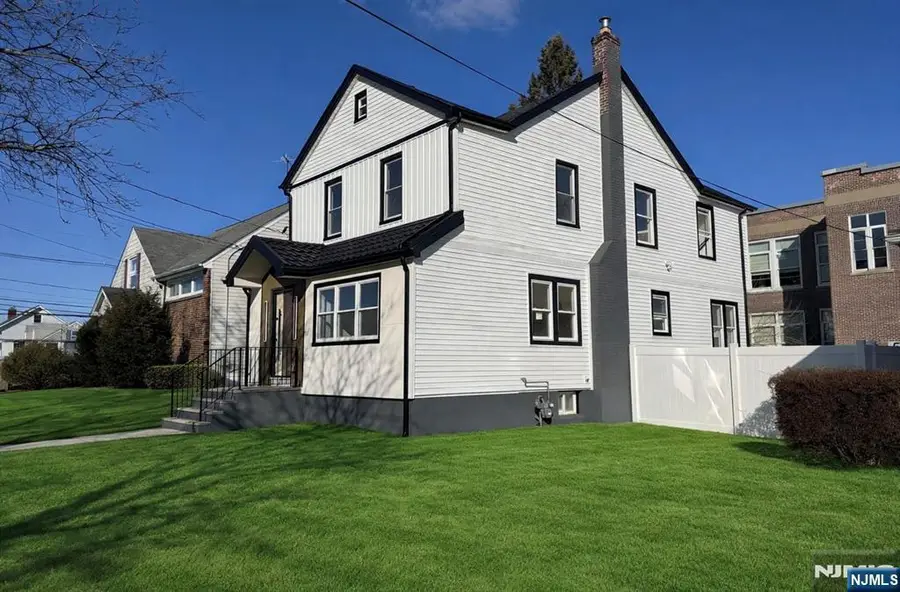 309 Ottawa Avenue, Hasbrouck Heights, NJ 07604 - Image #2