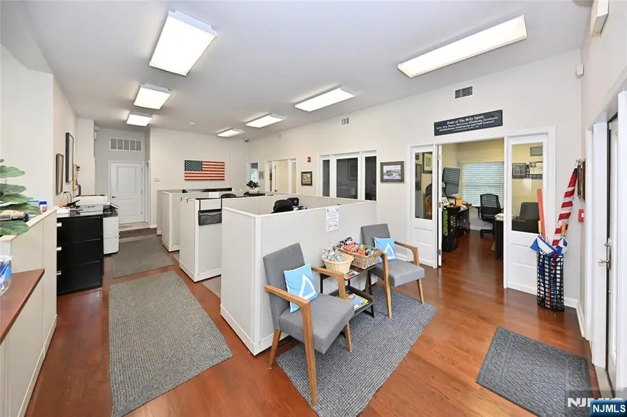 253 Madison Avenue, Wyckoff, NJ 07481 - Image #3