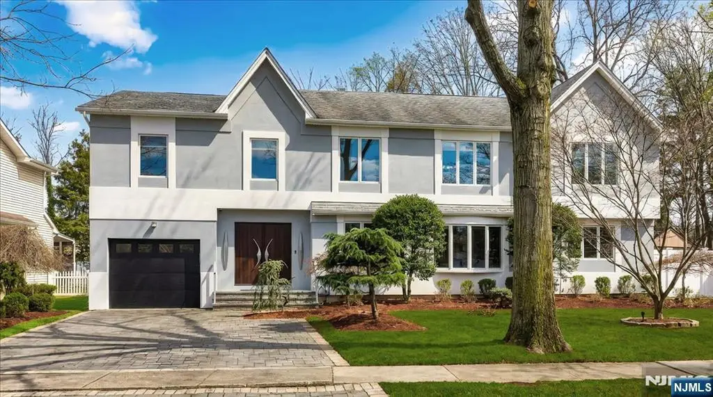 827 Alden Road, Paramus, NJ 07652 - Image #1