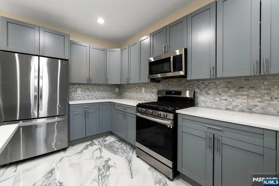 30-13 High Street, Fair Lawn, NJ 07410 - Image #3