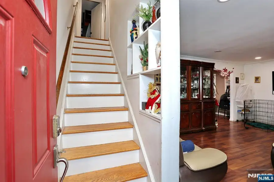 655 Hamilton Avenue, Ridgefield, NJ 07657 - Image #2