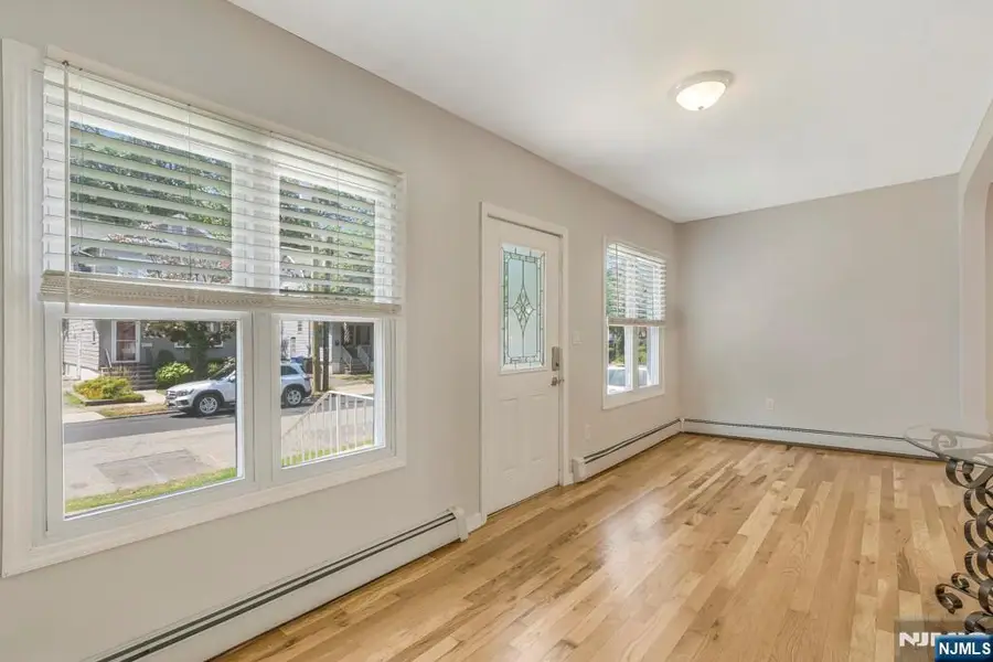 24 Sunderland Avenue, Rutherford, NJ 07070 - Image #3