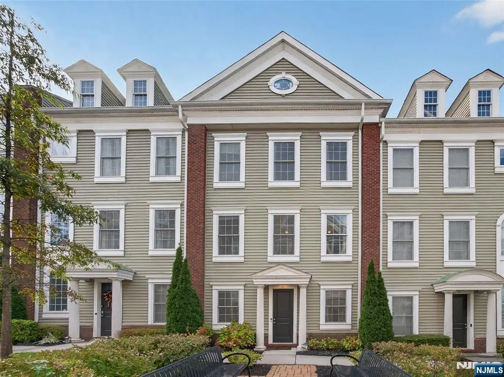 25 Roosevelt Drive, Wood Ridge, NJ 07075 - Image #1