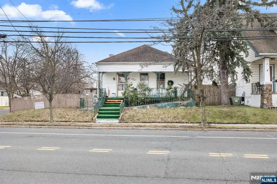 37 Raritan Road, Linden, NJ 07036 - Image #2