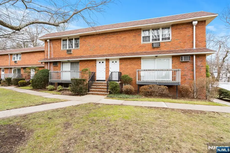 39 Harrison 8, Montclair, NJ 07042 - Image #2