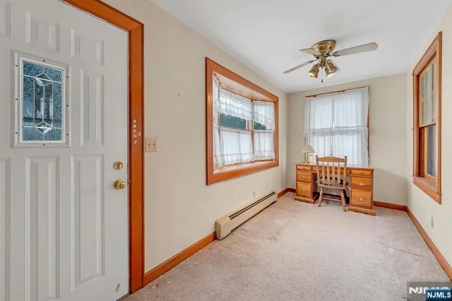 138 Fern Avenue, Lyndhurst, NJ 07071 - Image #3