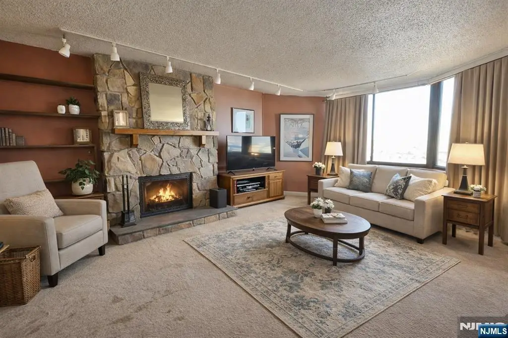 1527 Harmon Cove Tower, Secaucus, NJ 07094 - Image #1