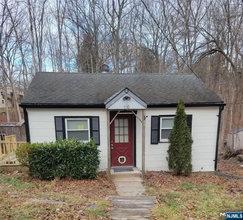 16 Beech Court, Ringwood, NJ 07456 - #1