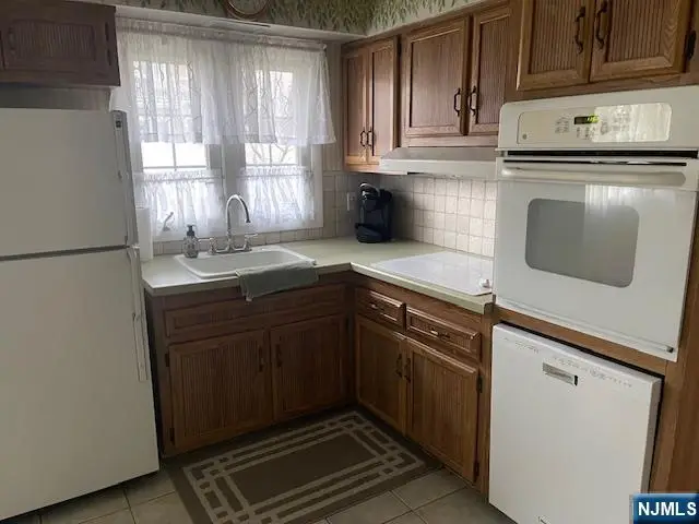 339 Boyle Avenue, Totowa, NJ 07512 - #2