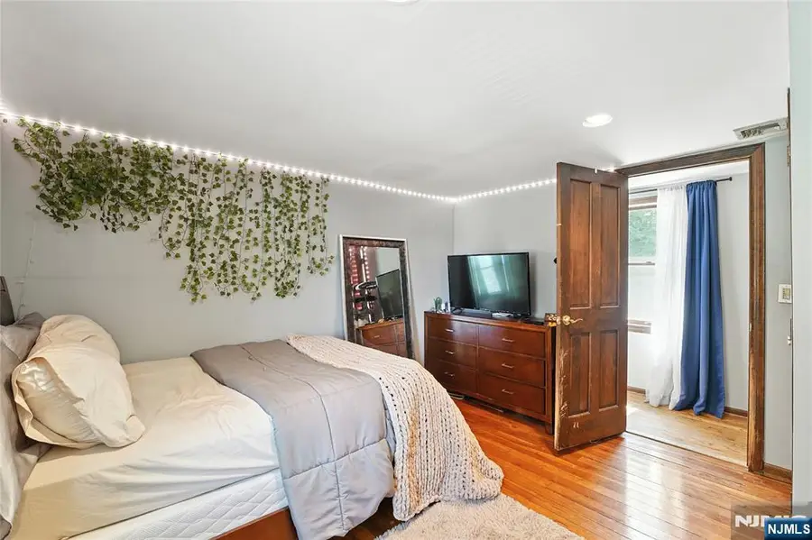 140 Greenbrook Road, Caldwell, NJ 07006 - Image #2