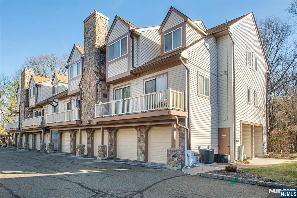 119 Woods Edge Drive, Roxbury, NJ 07876 - #1