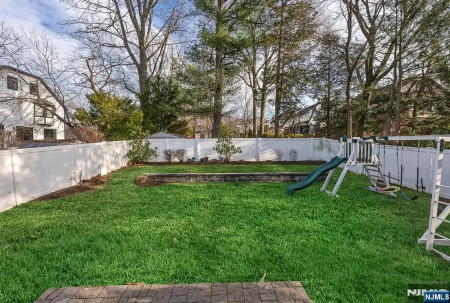 681 Palisade Avenue, Teaneck, NJ 07666 - Image #2