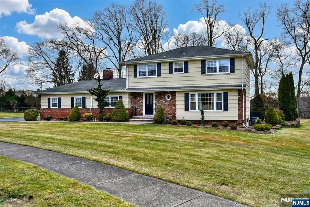 237 Glenwood Drive, North Haledon, NJ 07508 - #1