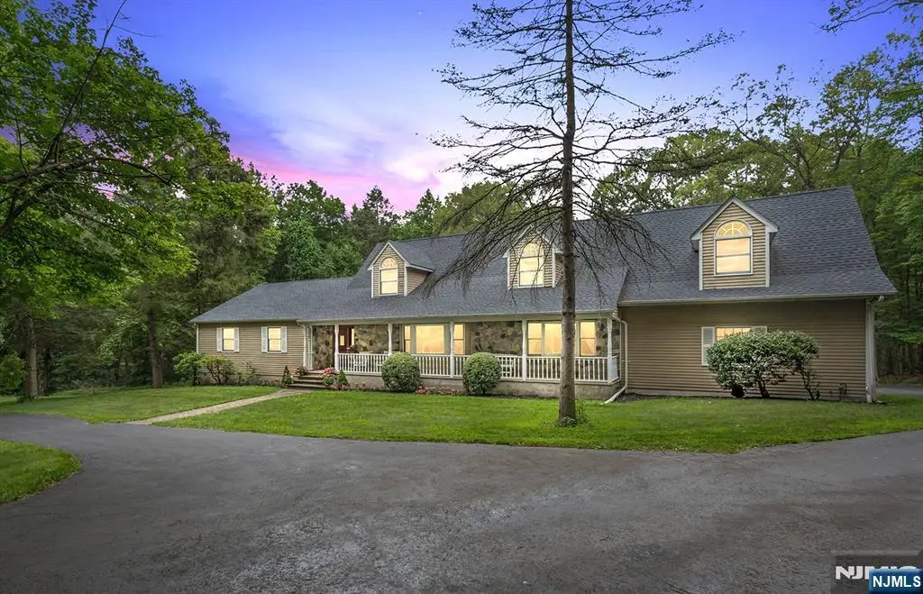 103 Burnt Meadow, Ringwood, NJ 07456 - #1