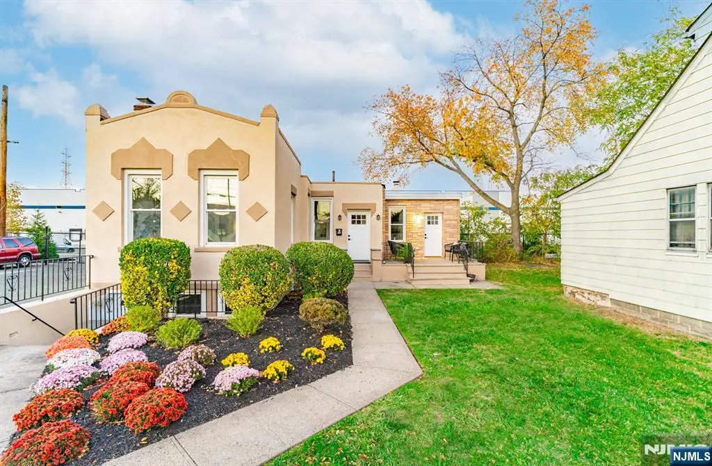 86 Roosevelt Avenue, Belleville, NJ 07109 - #1