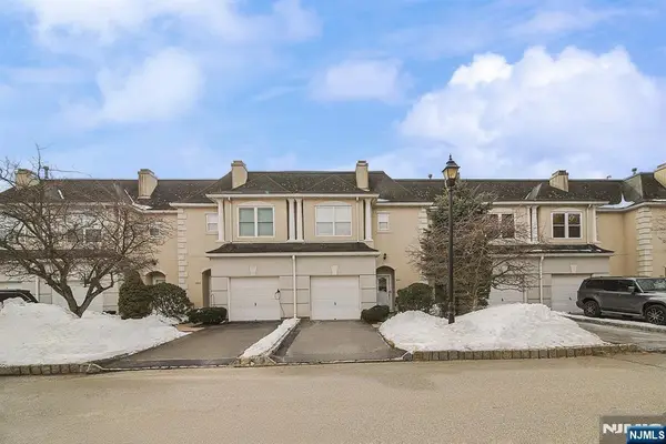 8005 Brittany Drive 8005, Wayne, NJ 07470