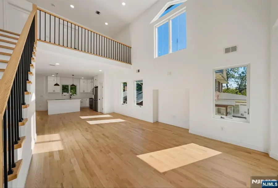 42 Howland Avenue, River Edge, NJ 07661 - Image #3