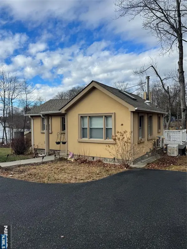 33 Race Track Drive, West Milford, NJ 07421