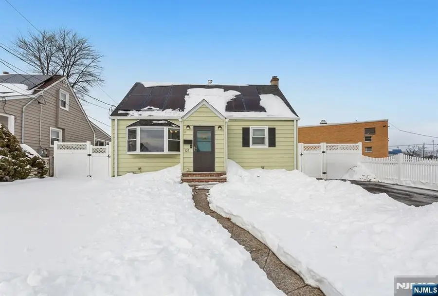 127 Tuella Avenue, Elmwood Park, NJ 07407 - Image #2