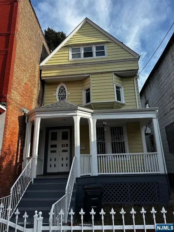 213 7th Street, Newark, NJ 07107 - Image #1
