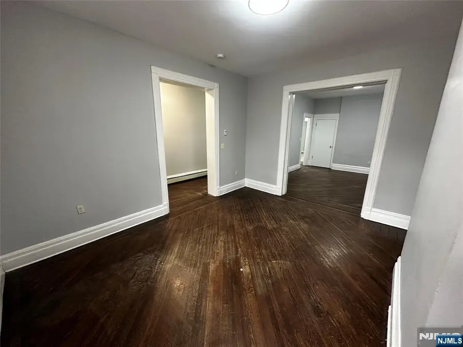 213 7th Street, Newark, NJ 07107 - Image #2