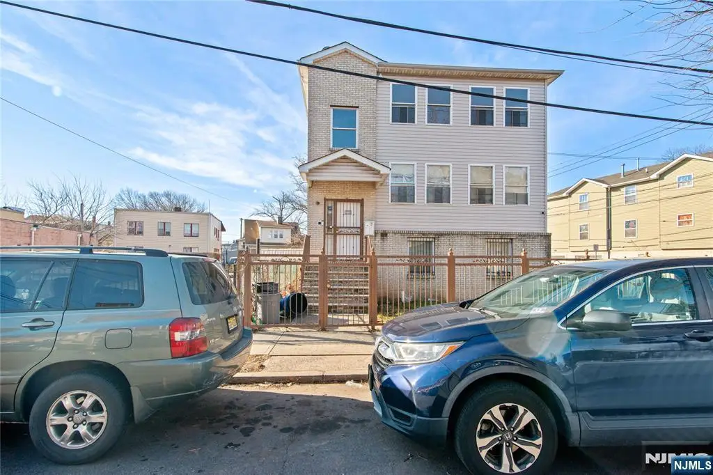 219-221 Clinton Place, Newark, NJ 07112 - Image #1