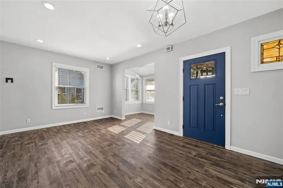 176 Colfax Avenue, Clifton, NJ 07013 - Image #3