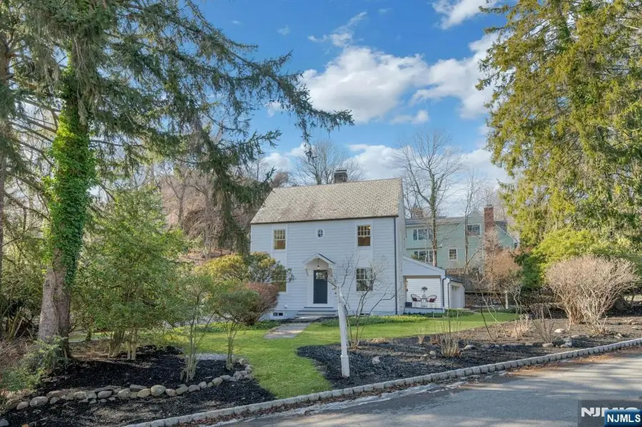 30 Edgecliff Road, Montclair, NJ 07043 - Image #2