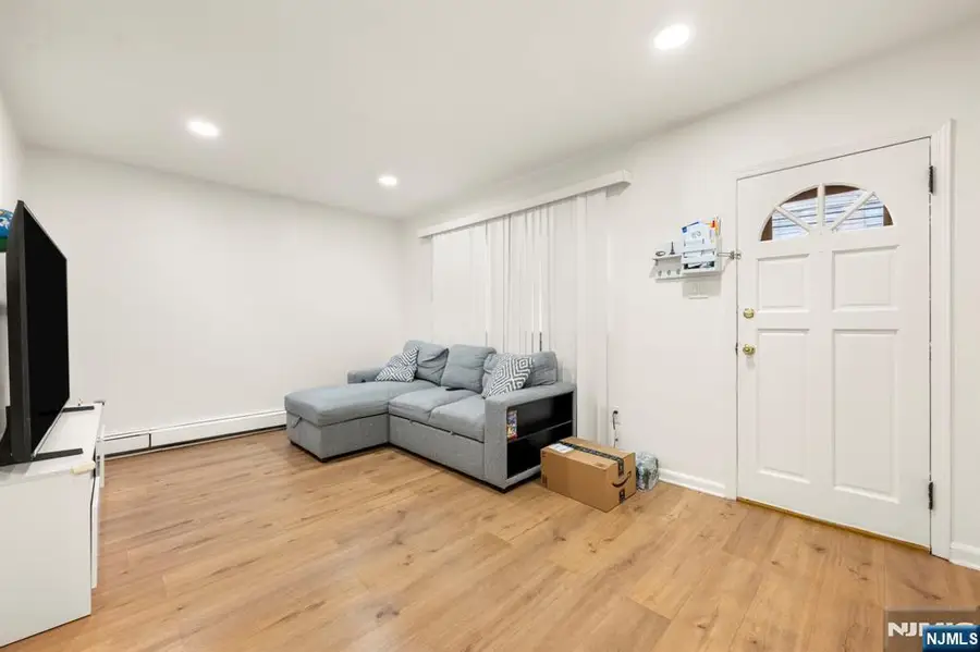 202 Devon Street, Kearny, NJ 07032 - Image #2