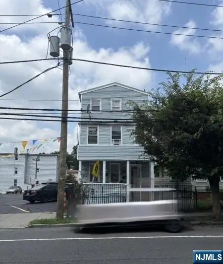 669 Scotland Road, Orange, NJ 07050