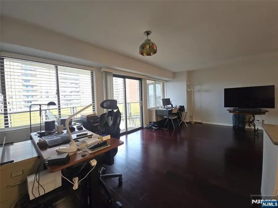 150 Overlook Avenue 10H, Hackensack, NJ 07601 - Image #3