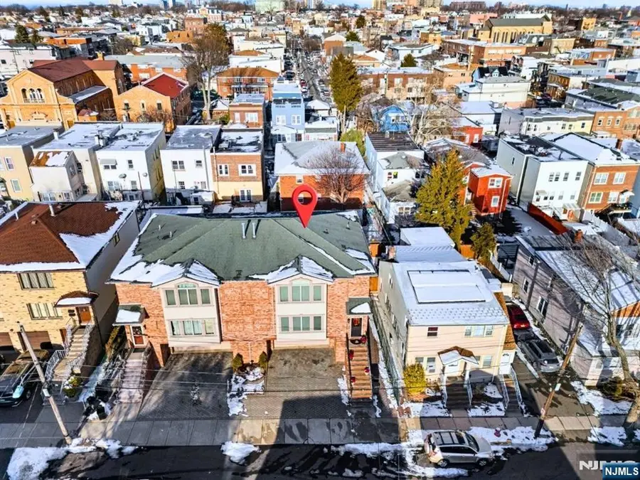 385A Roosevelt, Fairview, NJ 07022 - Image #2