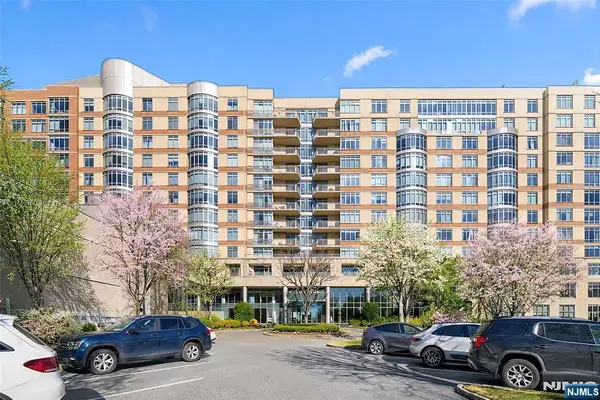 8100 River Road 1011, North Bergen, NJ 07047