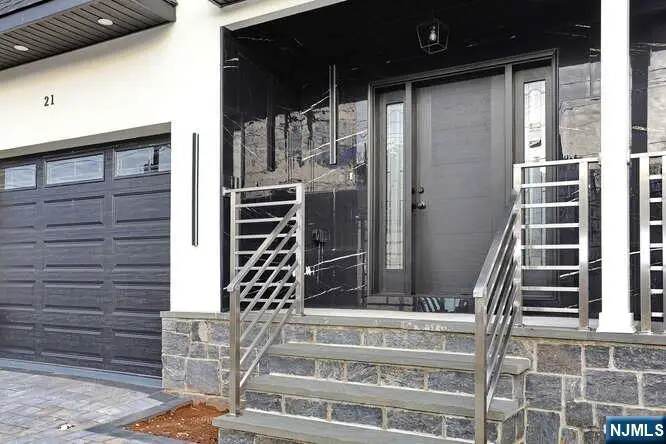 21 E Clinton Avenue, Bergenfield, NJ 07621 - Image #3