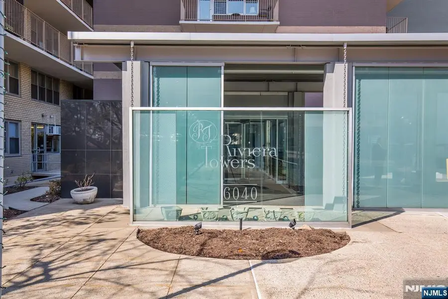 6040 Boulevard 8H, West New York, NJ 07093 - Image #2