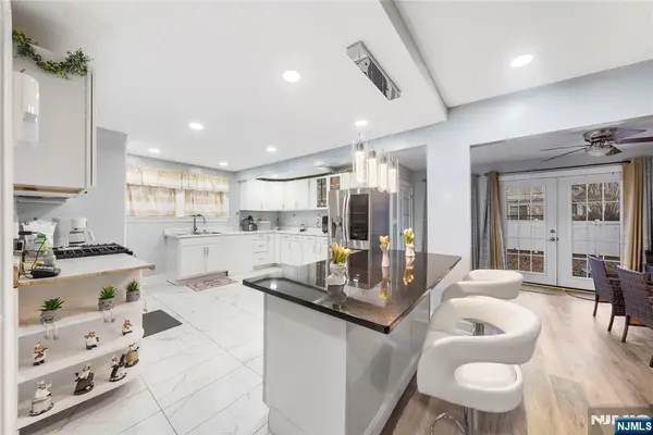 61-63 Keer, Newark, NJ 07112