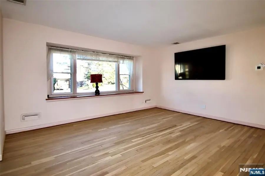 16-30 Saddle River Road, Fair Lawn, NJ 07410 - Image #2