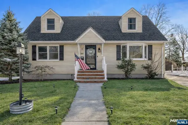 520 Riverview Road, Pompton Lakes, NJ 07442