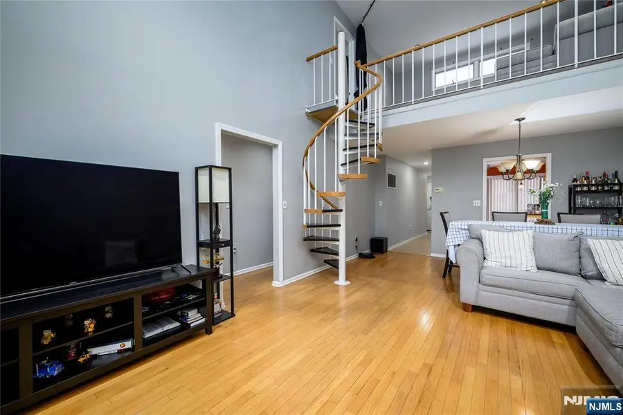 900 Valley Road D010, Clifton, NJ 07013 - Image #3