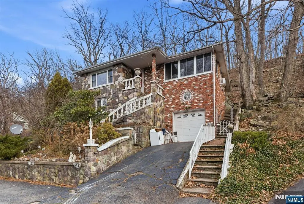 450 Skyline Lake Drive, Ringwood, NJ 07456 - Image #1