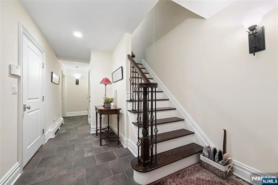 1602 Center Avenue B, Fort Lee, NJ 07024 - Image #3