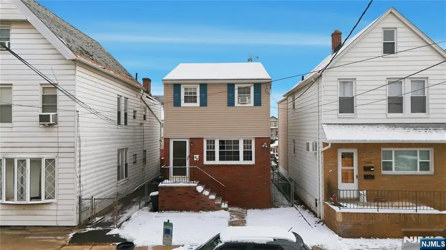 204 Devon Street, Kearny, NJ 07032 - Image #2