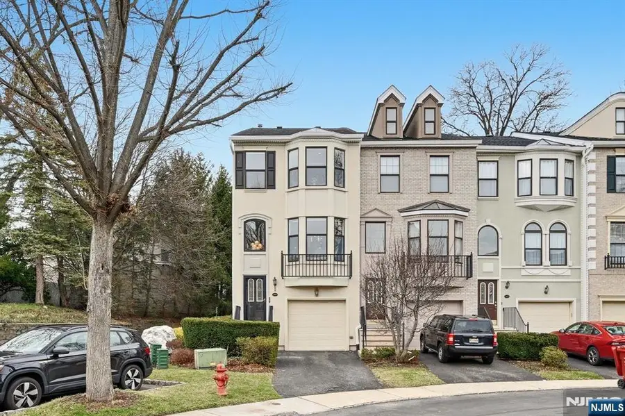 349 Wilshire Drive 3050, Nutley, NJ 07110 - #2