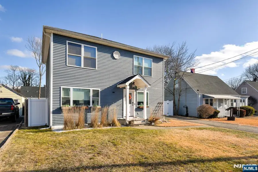 86 Burnside Place, Wanaque, NJ 07420 - Image #3